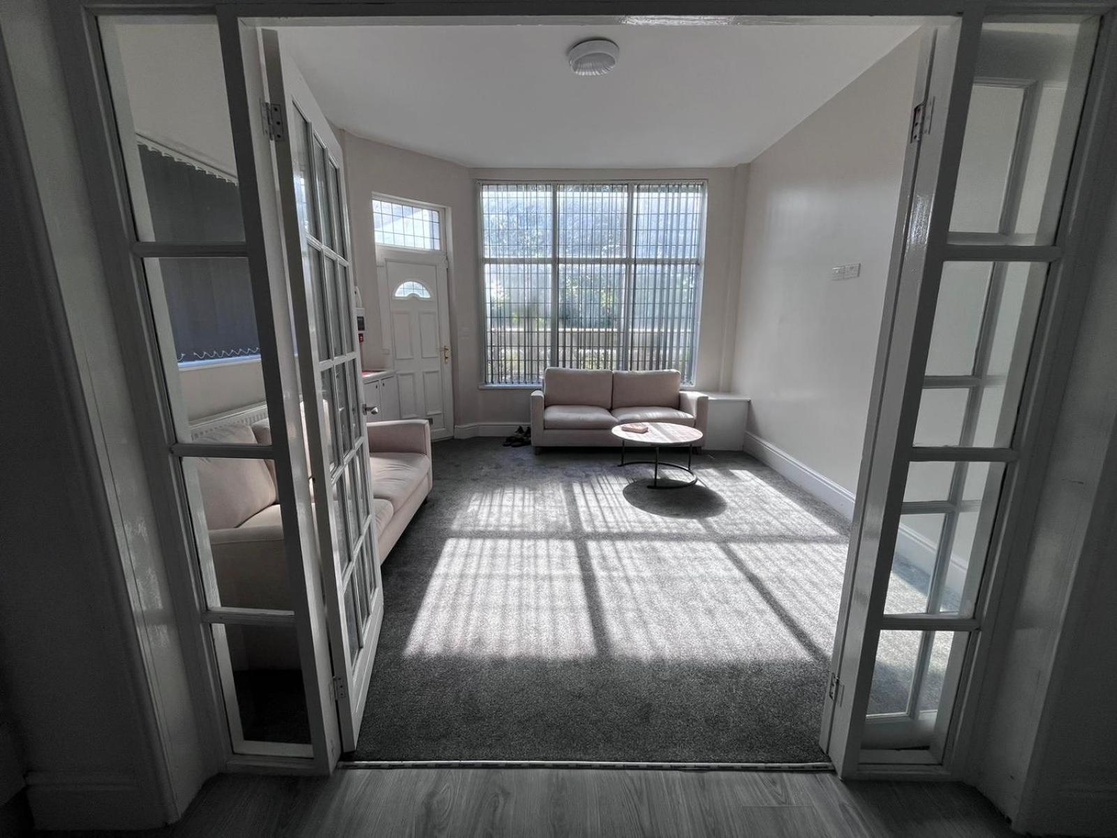 Riverside By Teil Preston  Exterior photo